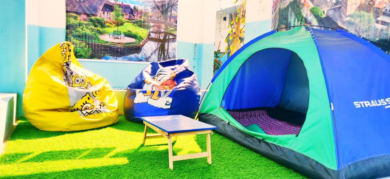 Cupidtrails Backpacker'S Penthouse Hotel Guwahati Eksteriør billede